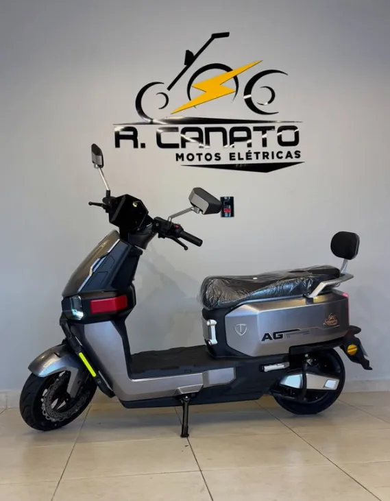 Scooter AG Cinza Grafite
